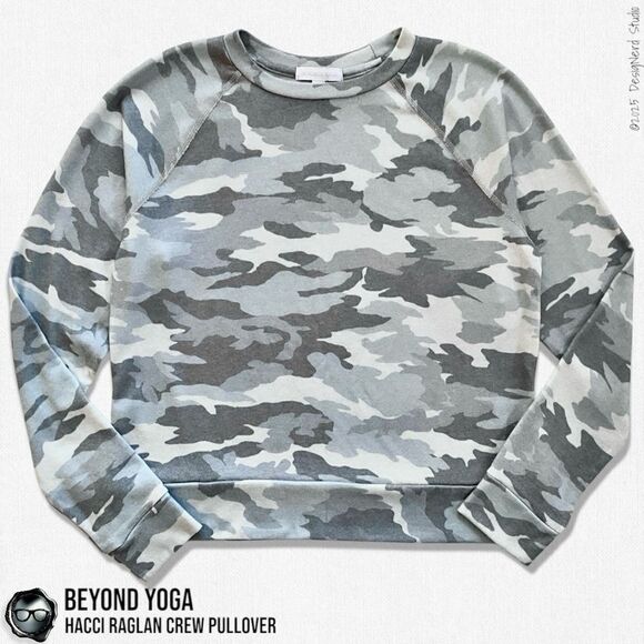 BEYOND YOGA HACCI FAVORITE RAGLAN CREWNECK SWEATSHIRT IN GRAY CAMO XS PULLOVER - Picture 1 of 13